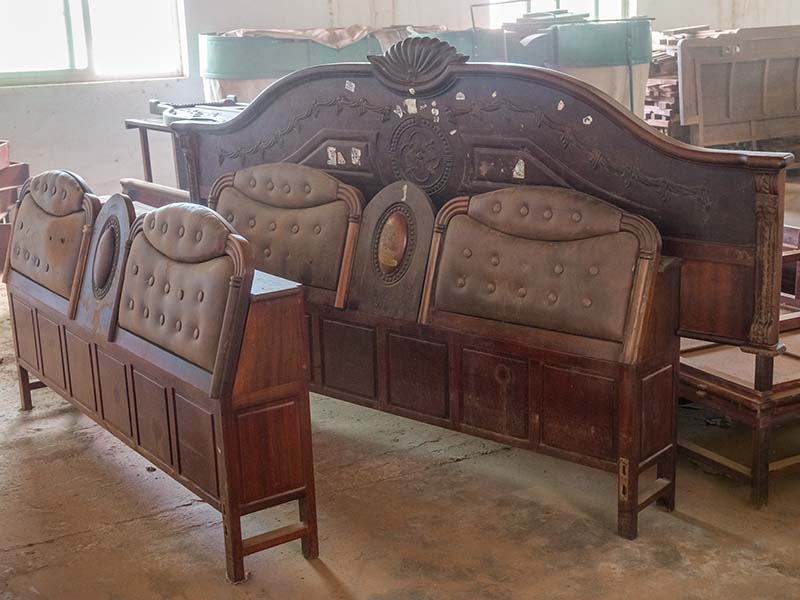 澄海红木家具维修翻新